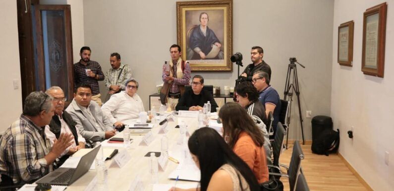 Edgar González y Verónica Jiménez sostienen reunion con los Tres Pueblos Indígenas de Lagos de Moreno