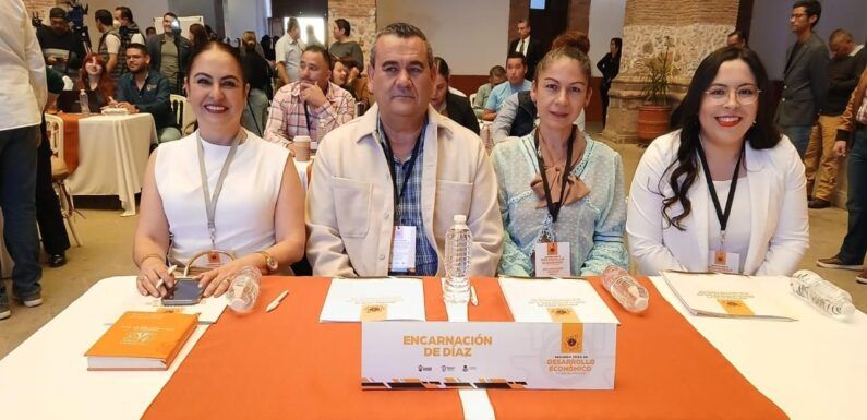 Participa Erika Cuevas en el Segundo Foro de Desarrollo Económico