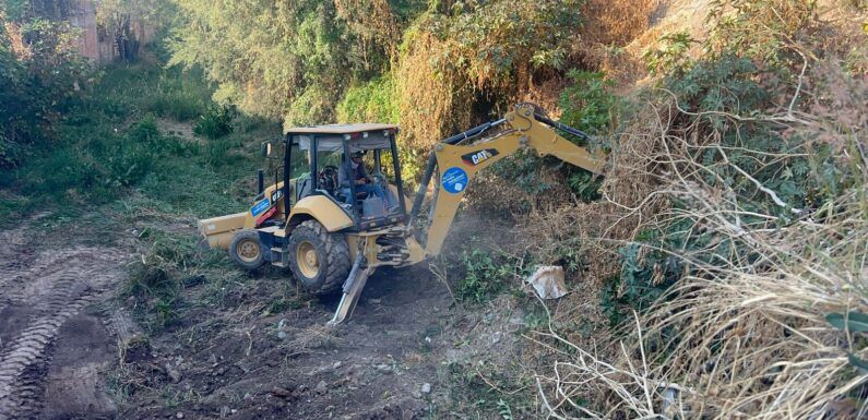 Realizan limpieza del Arroyo Bravo en Encarnación de Díaz