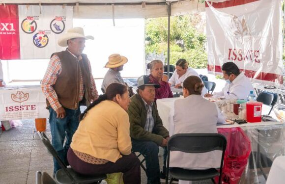 Realizan Feria de la Salud Violeta