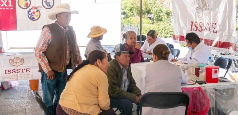 Realizan Feria de la Salud Violeta