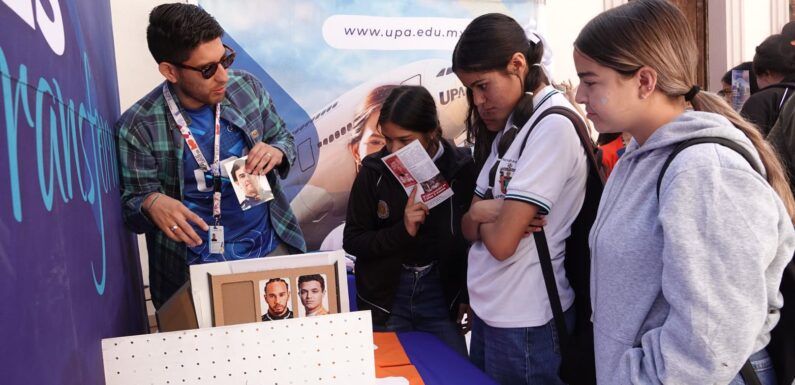 Realizan «Feria Universitaria 2025» en Encarnación de Díaz