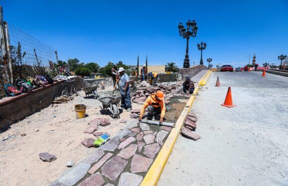 Continúa  rehabilitación en el Puente Agustín Rivera