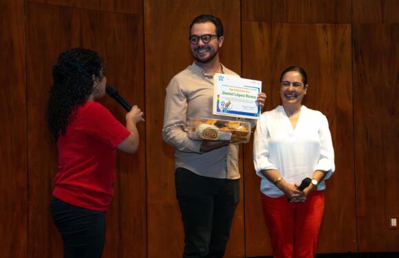 Numerosa participación en la conferencia que impartió Daniel López