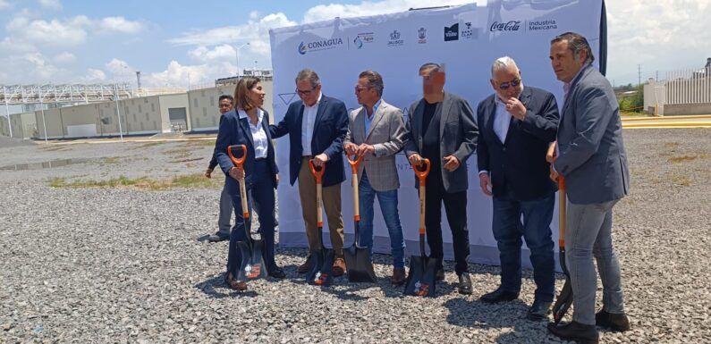 Colocan de la primera piedra de la expansión de Santa Clara en Lagos de Moreno