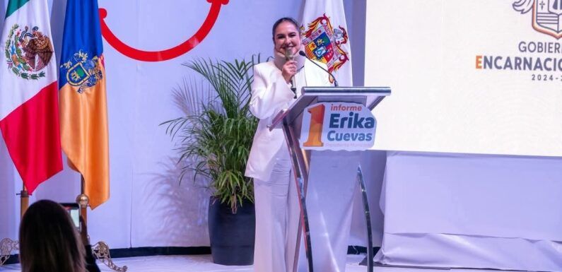 Erika Cuevas rinde su Primer Informe de Gobierno