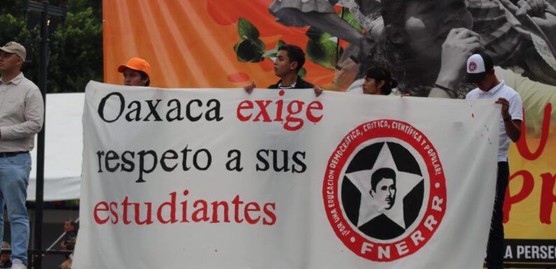 Estudiantes de la FNERRR acudirán a “la mañanera” para exigir alto a la represión
