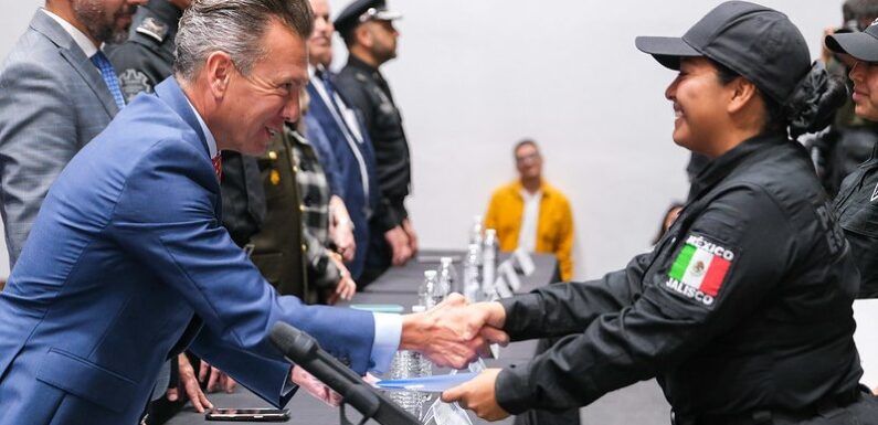 Ratifica Pablo Lemus Navarro, Gobernador de Jalisco, respaldo y dignificación a la Policía Estatal
