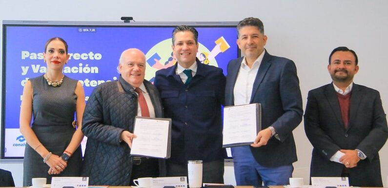Secretaría de Educación Jalisco firma convenio para evitar deserción escolar