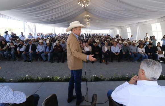 Anuncia Pablo Lemus inversión de 100 millones de pesos para productores lecheros de la Región Altos  