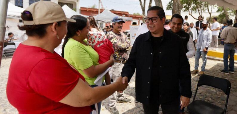 Edgar González impulsa brigadas de atención en la delegación de Comanja de Corona