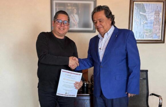 Edgar González presenta proyecto para rescate de La Laguna