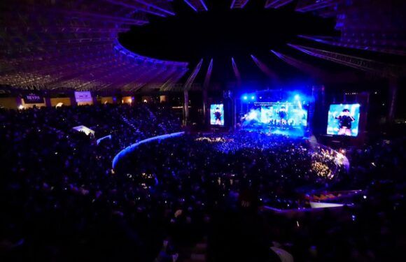 Lleno total en el segundo día de la Feria con la presentación de Gabito Ballesteros