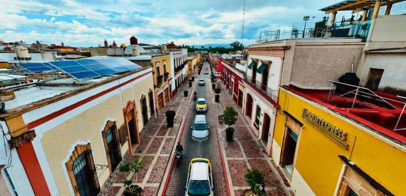 Edgar González impulsa el ocultamiento de cableado en el Centro Histórico de Lagos